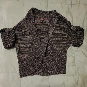 2b bebe Half Sleeve Sweater